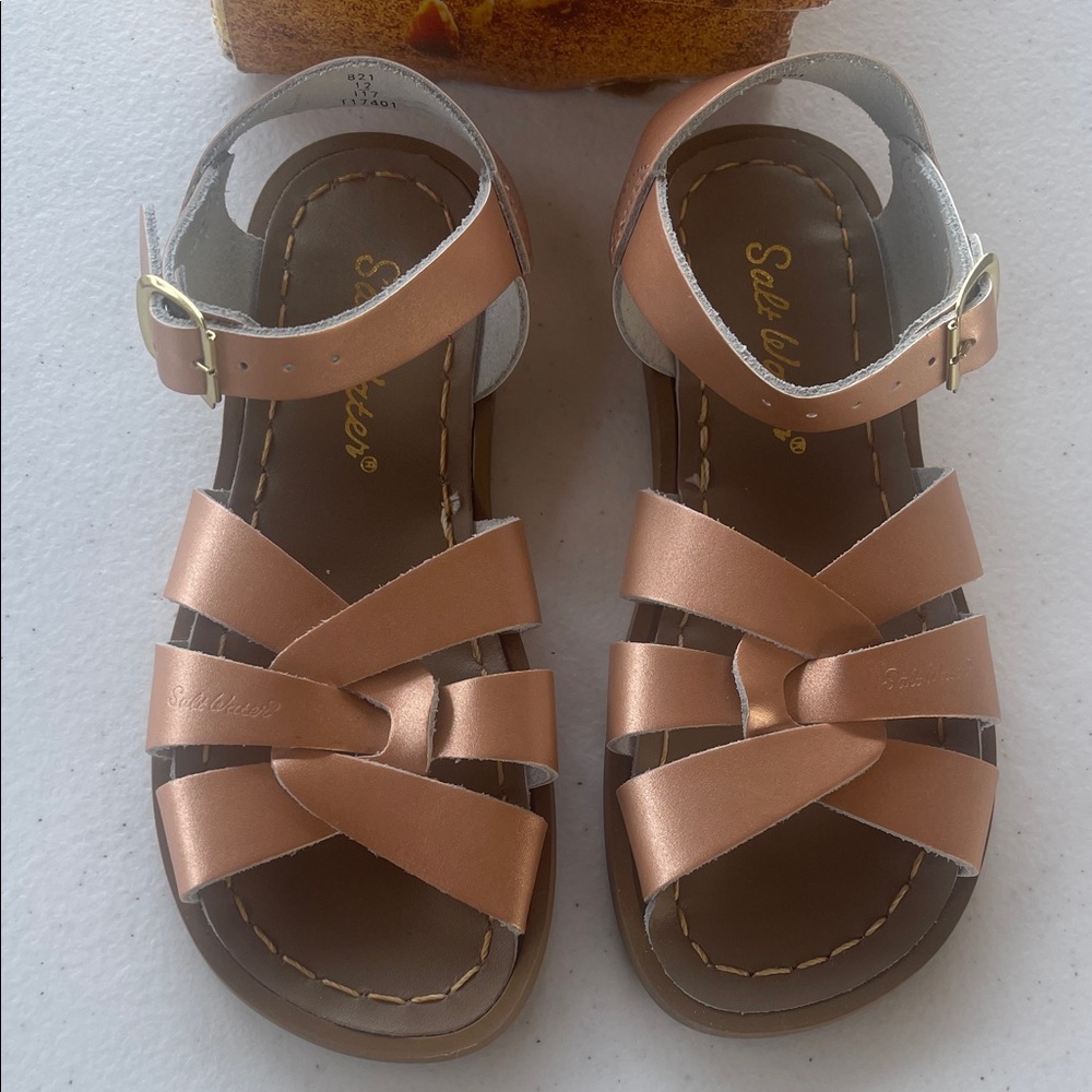 Kids Sandals - Shiny Brown